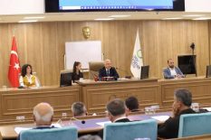 “ŞİRKETLERİMİZİN HEPSİ HALKA AÇIK, DENETLENEBİLİR VE ŞEFFAF”