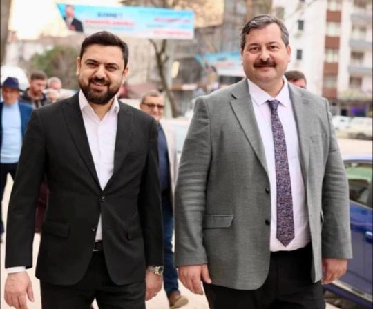 SEÇİM BİTTİ, FEDAKARLIKLARI SÜRÜYOR!